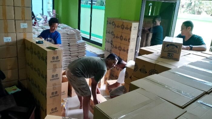 Bagikan 4000 Paket Sembako, Dua Naga Sukoharjo Tertantang Tiap Ramadhan Bersedekah