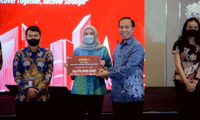 Terbaik, Riset Program Jaminah LPEI Raih Juara 1 Call for Paper SRKP OJK 2022