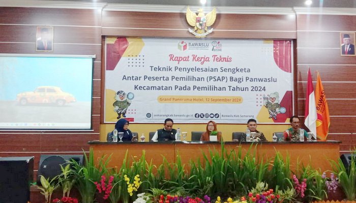 Rapat Kerja Teknis Penyelesaian Sengketa Antar Peserta Pemilihan Bagi Panwaslu Kecamatan Tahun 2024