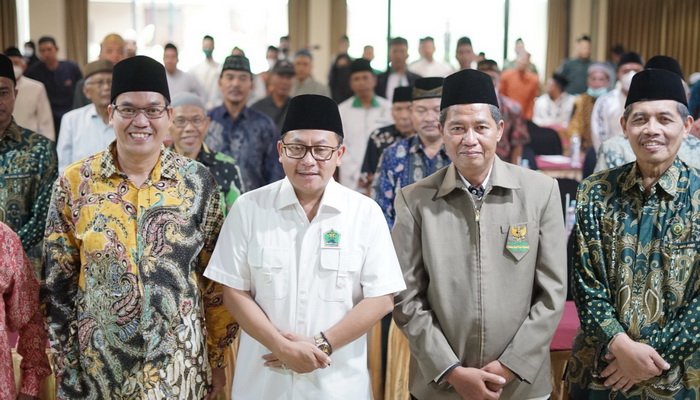 Dorong Kesejahteraan, Walikota Sutiaji: Kuatkan Peran Masjid Sebagai Pusat Dakwah dan Sosial Ekonomi