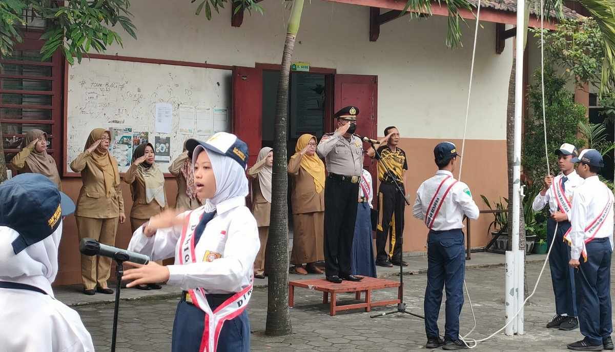 Wujudkan Pelopor Anti Narkoba, Polisi RW Ajak Siswa Sekolah di Malang Cegah Narkoba Sejak Dini