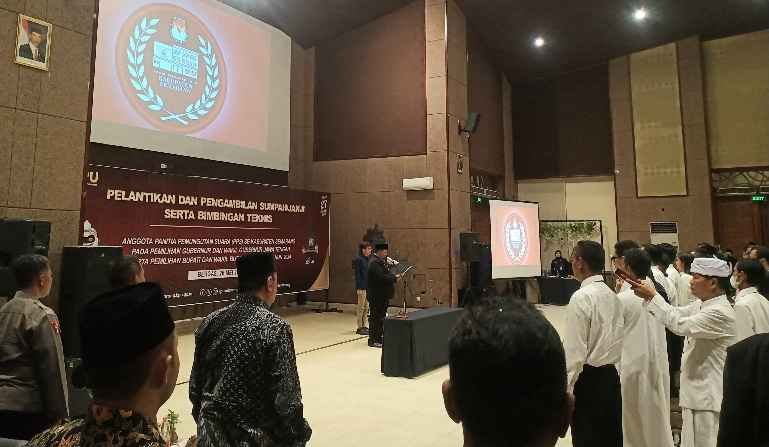 Jelang Pilkada 2024, KPU Kabupaten Semarang Lantik 704 Anggota PPS