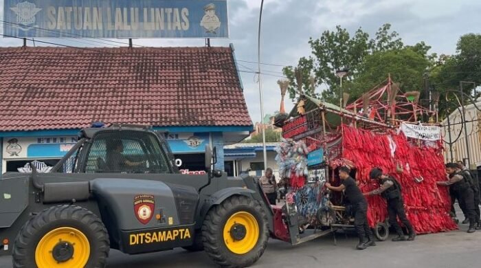 Minta Uang Secara Paksa di SPBU, 5 Anak Punk dan Kendaraannya Diamankan Tim Sparta