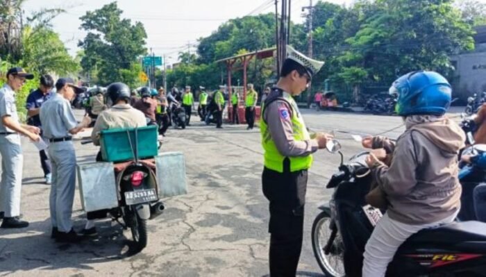 47 Pelanggar Disiplin Lalu Lintas Terjaring Razia Gabungan di Solo