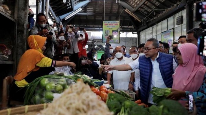 Harga BBM Subsidi Naik, Mendag Sambangi Pasar Gede Surakarta Pantau Harga Kebutuhan Pokok