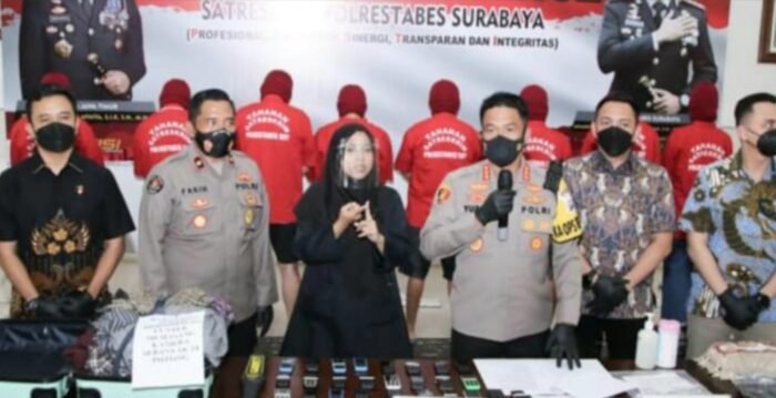 Bertarif Ratusan Juta Rupiah, 8 Tersangka Joki SBMPTN di Surabaya Diringkus Polisi