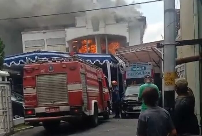 Kebakaran Kantor Bank Jateng Cabang Klaten, Lantai 2 Ludes