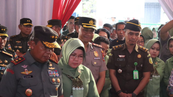 Kapolres Malang dan Forkopimda Sambut Kunker KSAD Jenderal Dudung di Pakisaji Malang